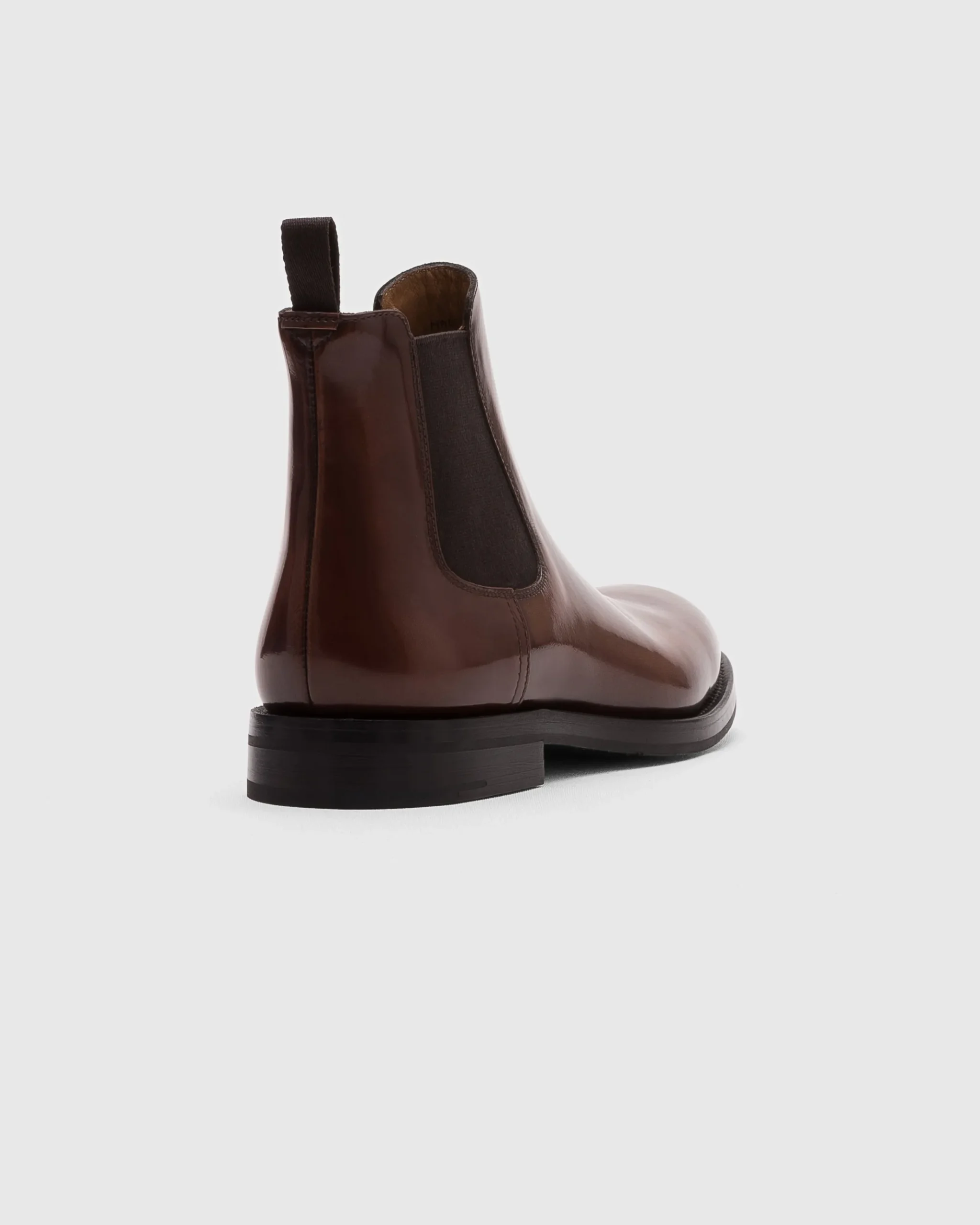 Monmouth Wg - Bookbinder Fume Chelsea Boot