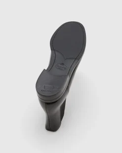 Monmouth Wg - Polished Binder Chelsea Boot