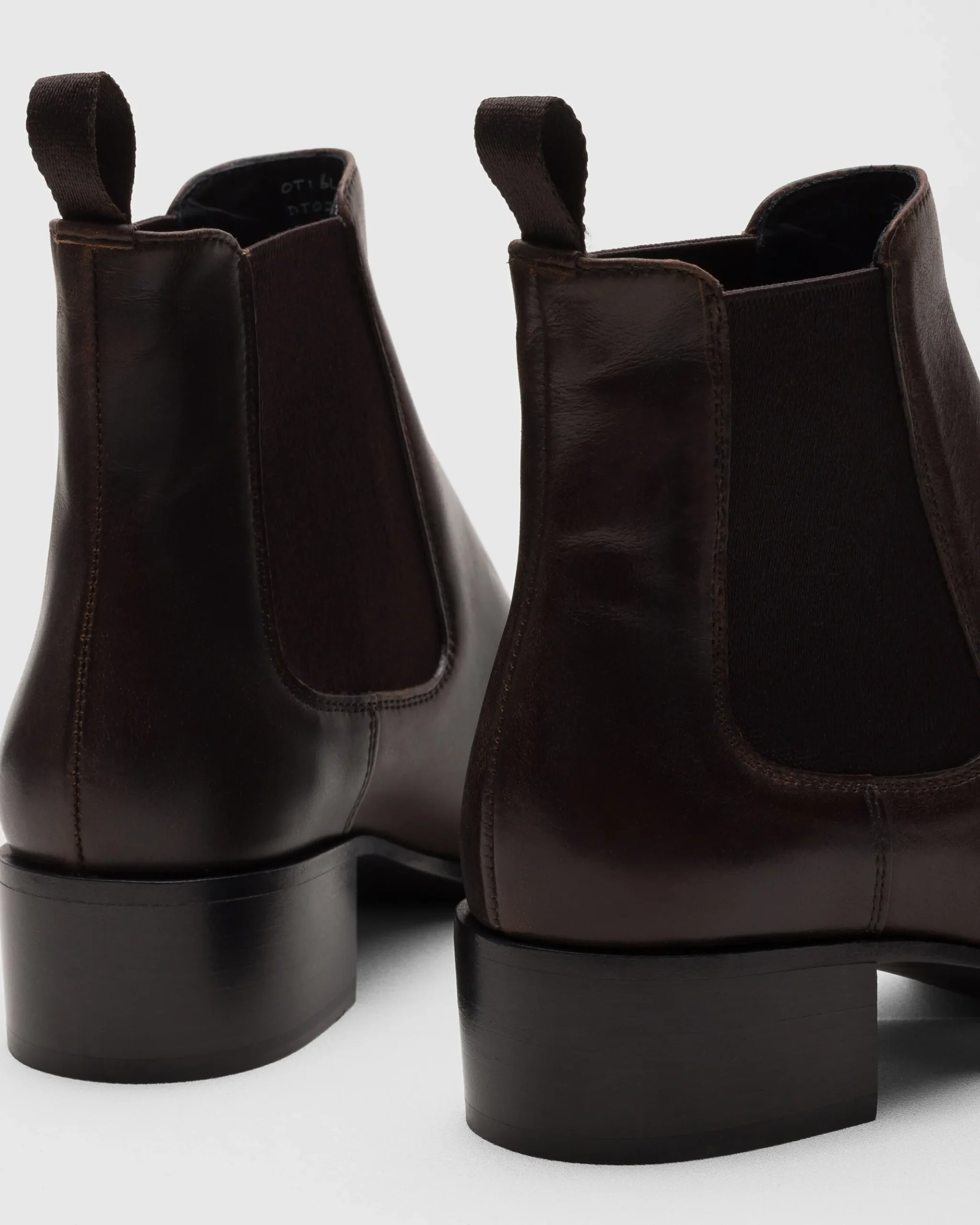 Otillie - Polished Fumé Leather Chelsea Boot