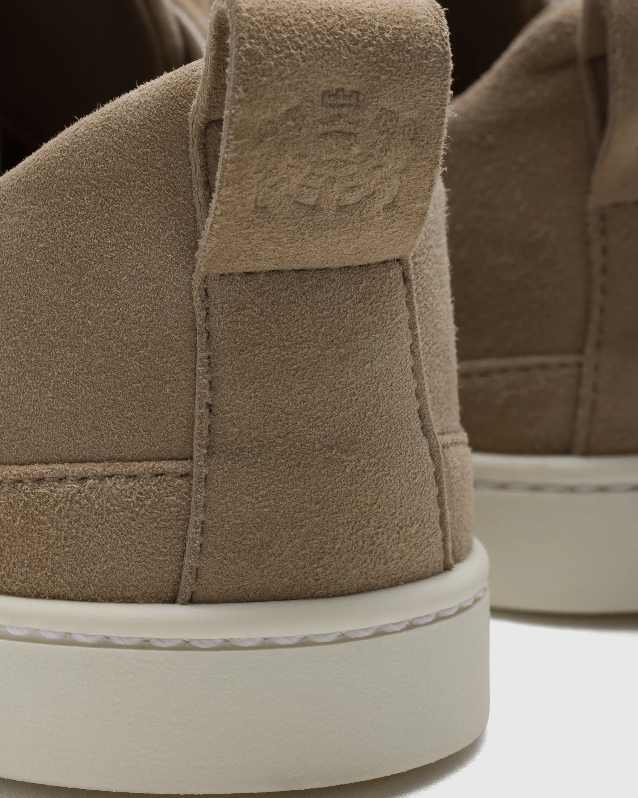 Ravienne - Suede Slip-on Sneaker