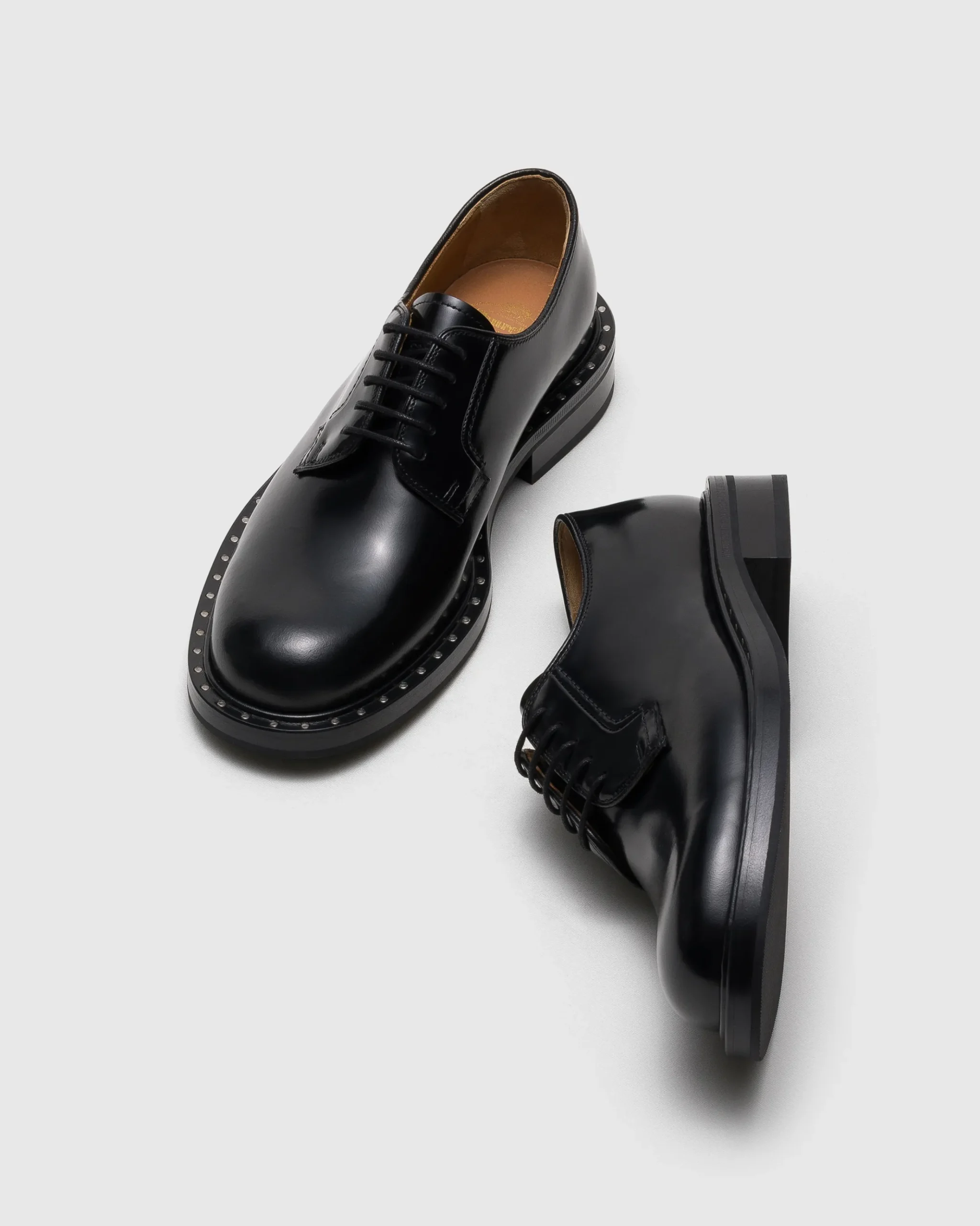 Shannon Met - Polished Fumé Leather Derby