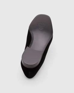 Sovereign - Velvet Crown Loafer